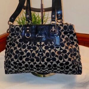 Coach Gallery Tote Monogram